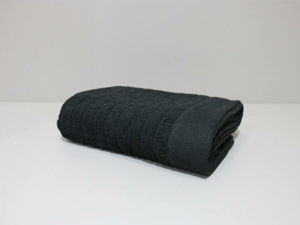 textured-towel-black-50x100cm